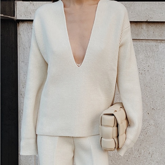 The Frankie Shop Wool V-neck Sweater in Butter, OS - Picture 2 of 2